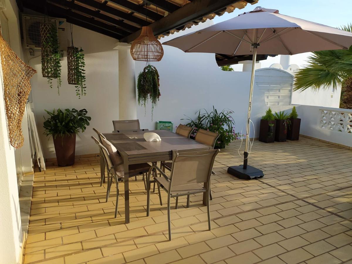 פראגודו Three Palms Apartment מראה חיצוני תמונה