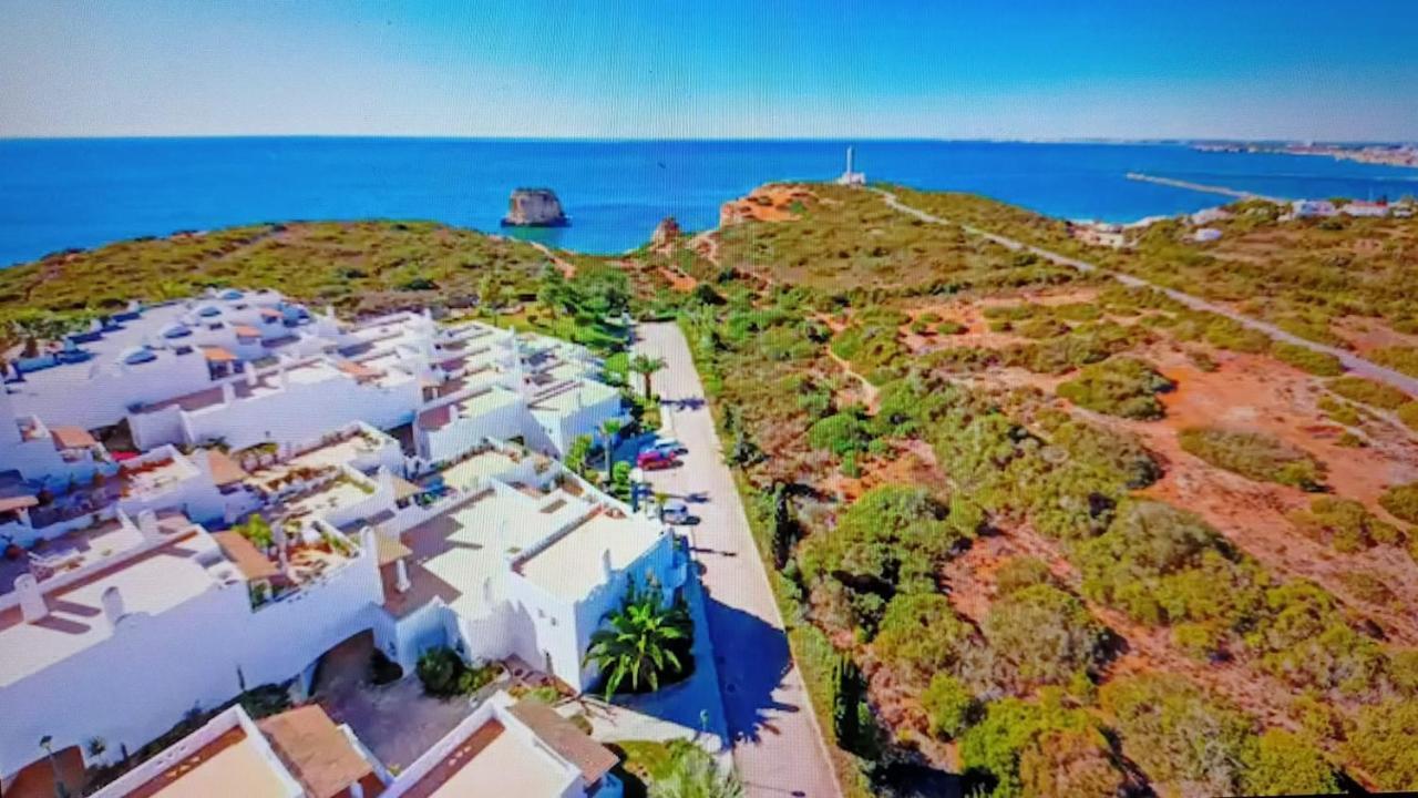 פראגודו Three Palms Apartment מראה חיצוני תמונה